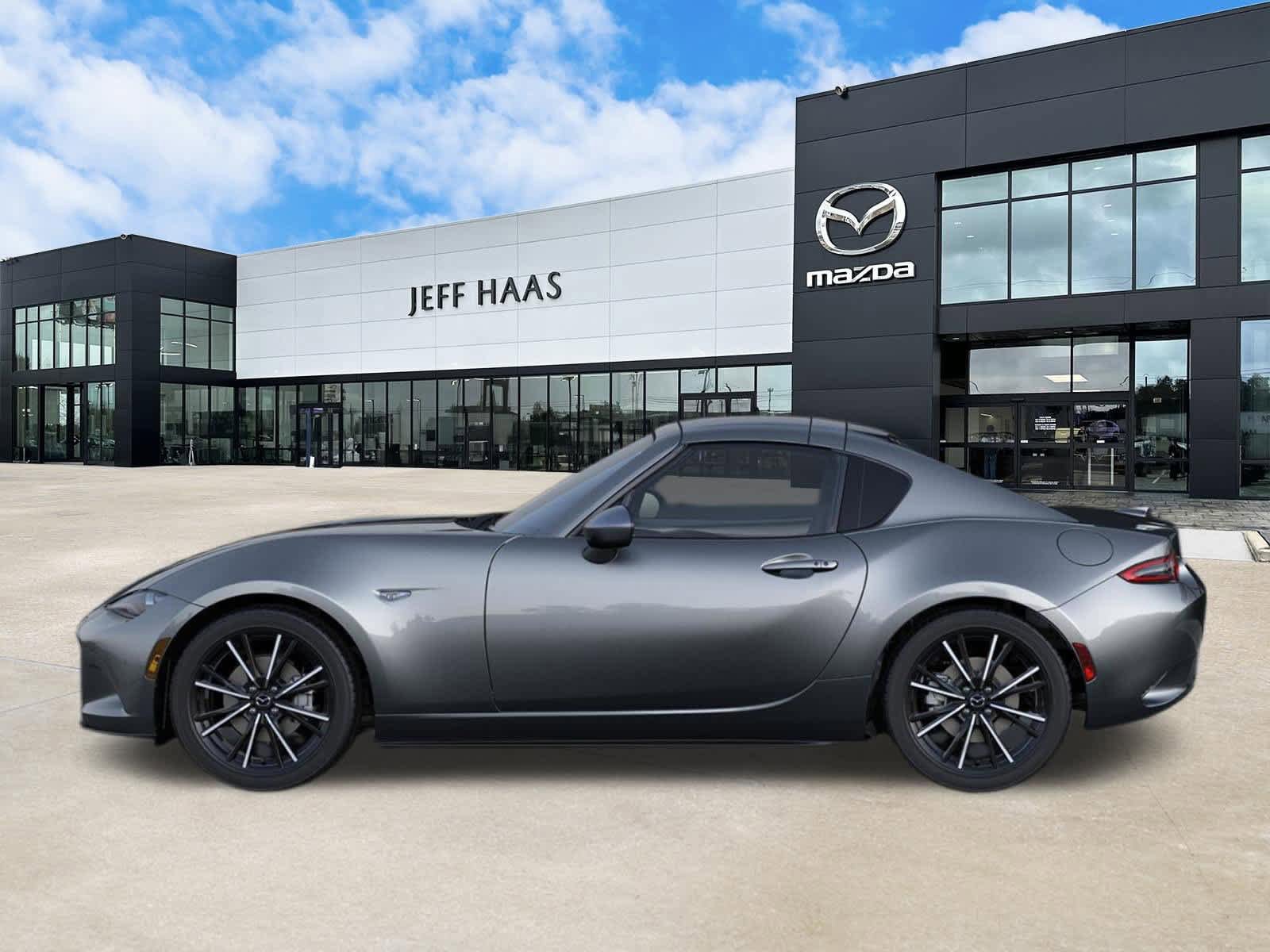 New 2026 MAZDA MX-5 Miata RF Grand Touring RWD image 3