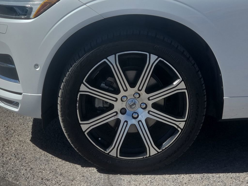 Used 2020 Volvo XC60 T5 Inscription image 9