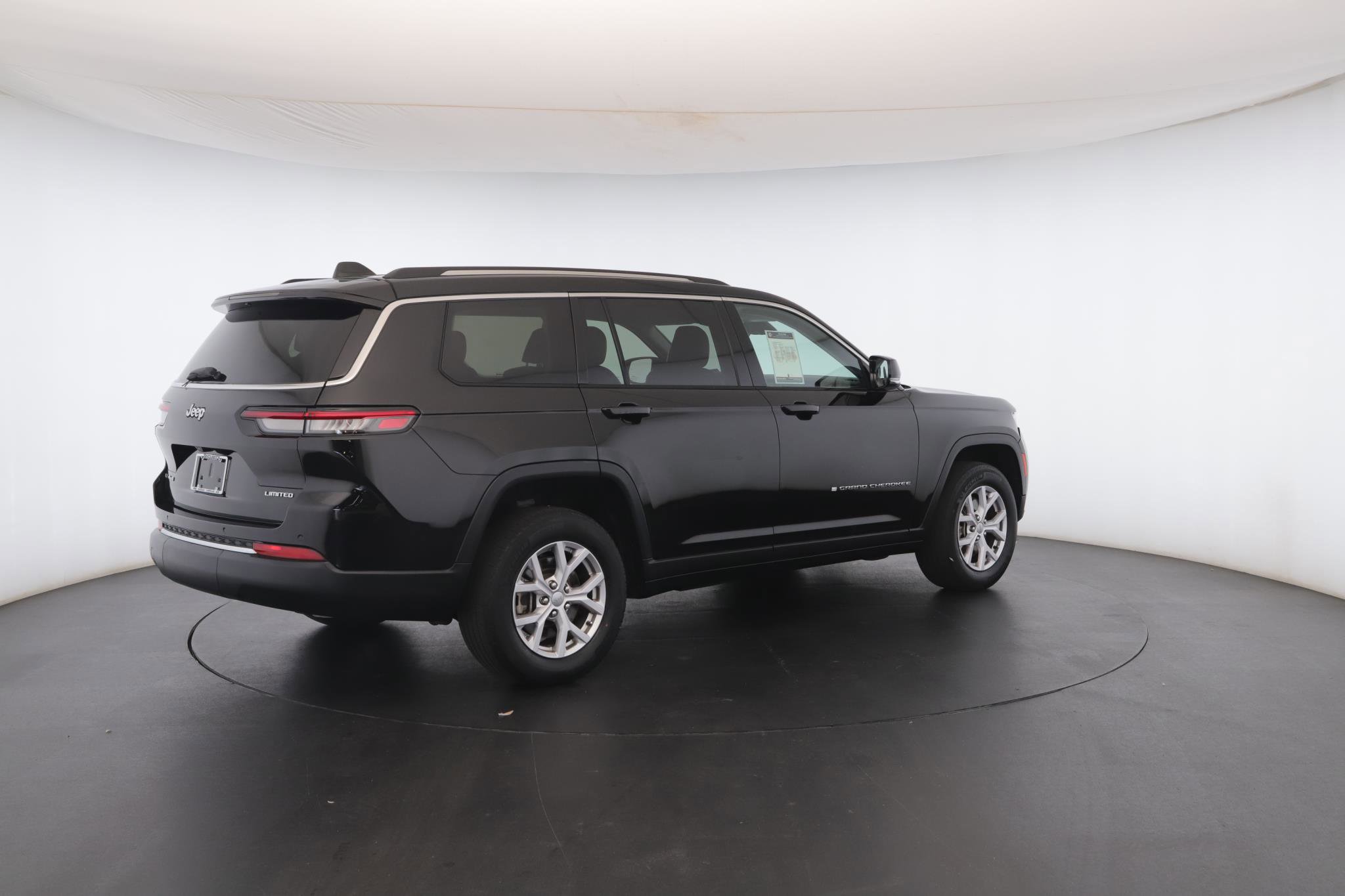 Used 2021 Jeep Grand Cherokee L Limited image 28
