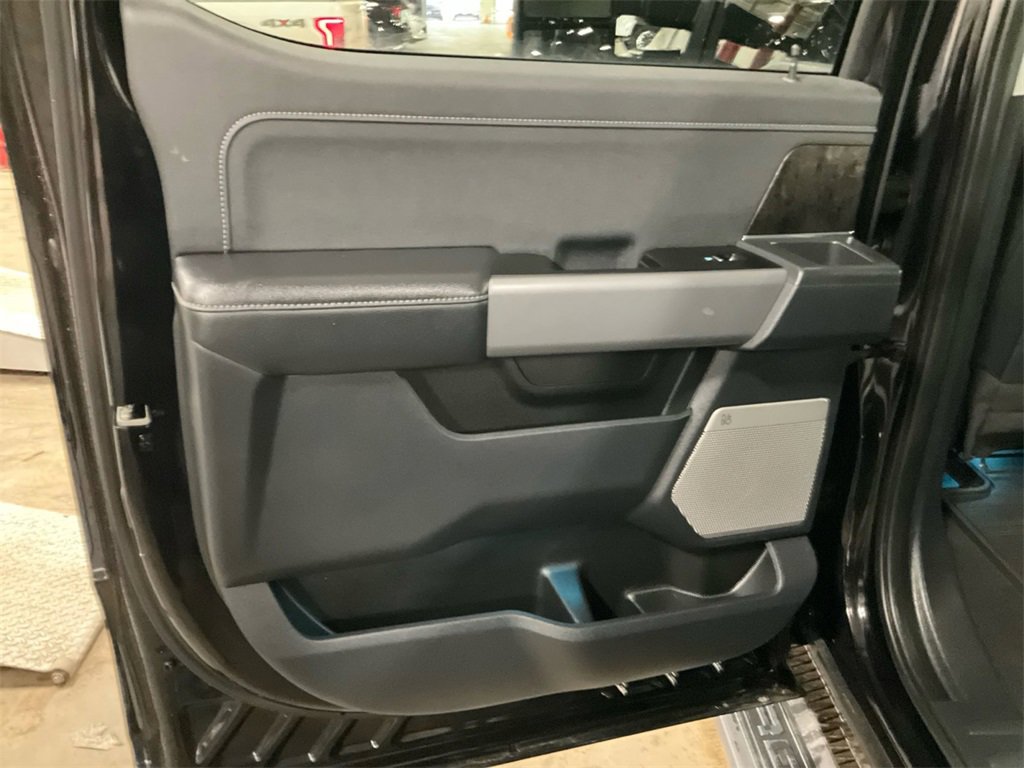 Used 2024 Ford F250 Lariat w/ Lariat Ultimate Package image 22