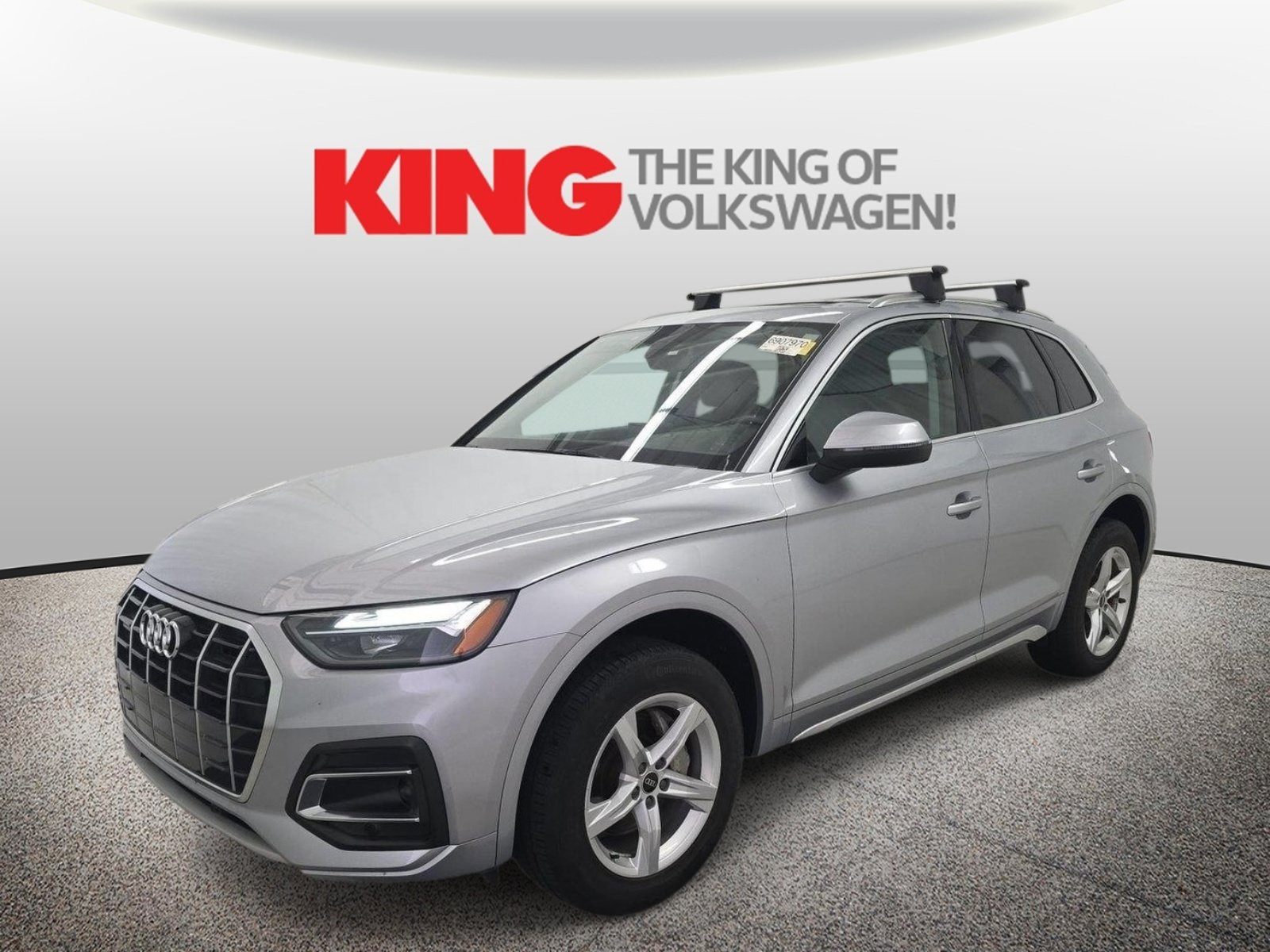 Used 2023 Audi Q5 2.0T Premium w/ Convenience Package AWD/4WD image 2