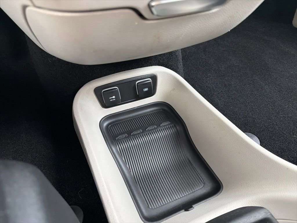 Used 2018 Chrysler Pacifica Touring-L w/ Advanced Safetytec Group image 37