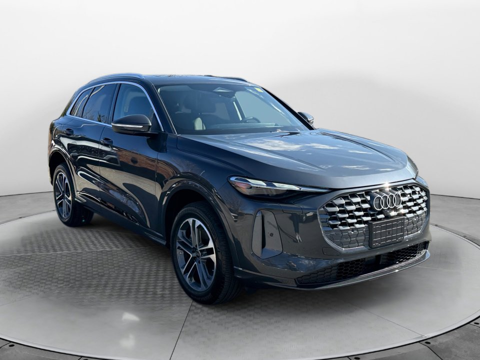 New 2025 Audi Q5 Premium image 1