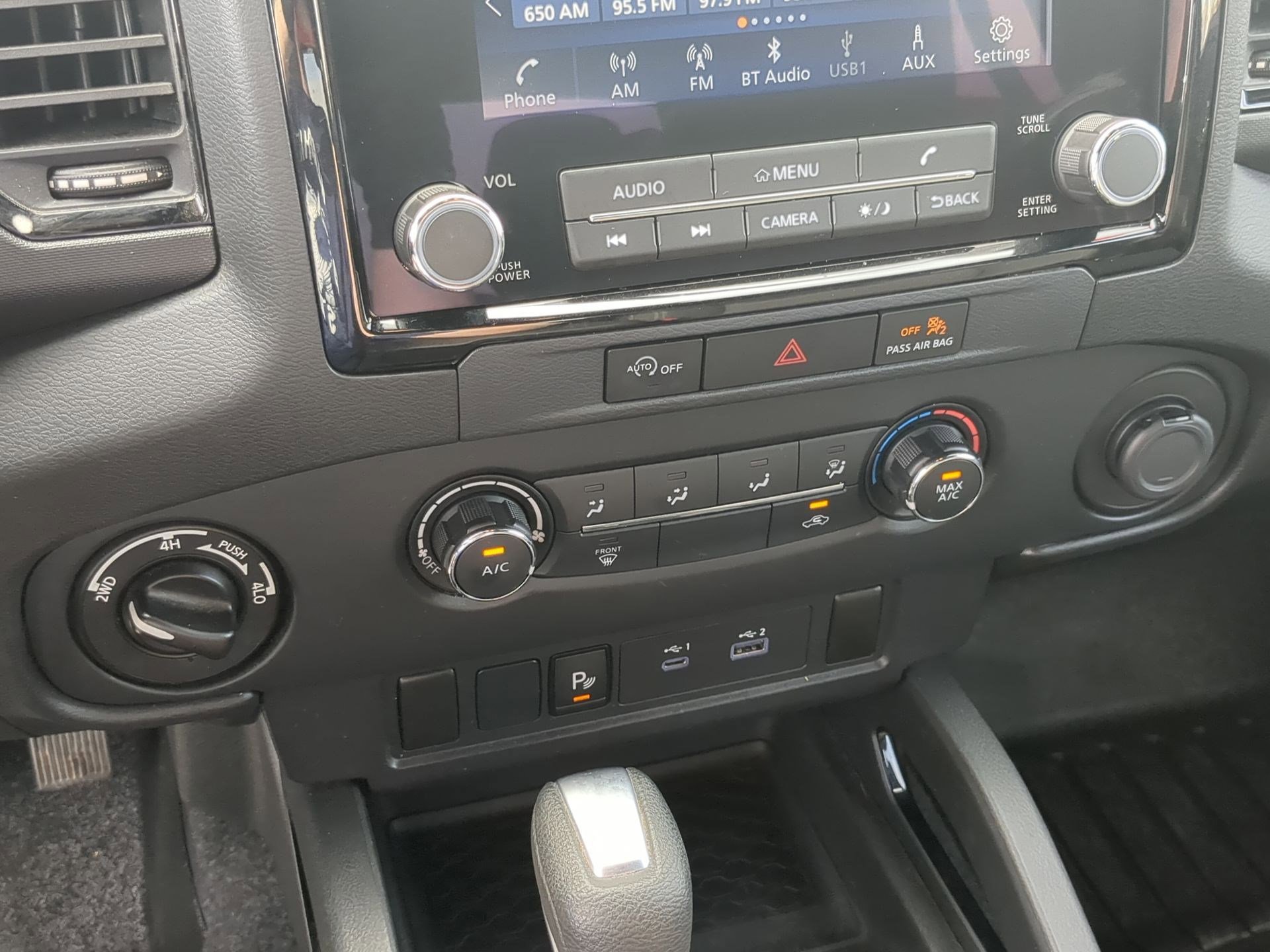 Used 2023 Nissan Frontier SV w/ Midnight Edition Package image 18