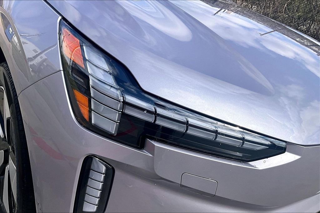 New 2026 Volvo EX90 Plus RWD image 40