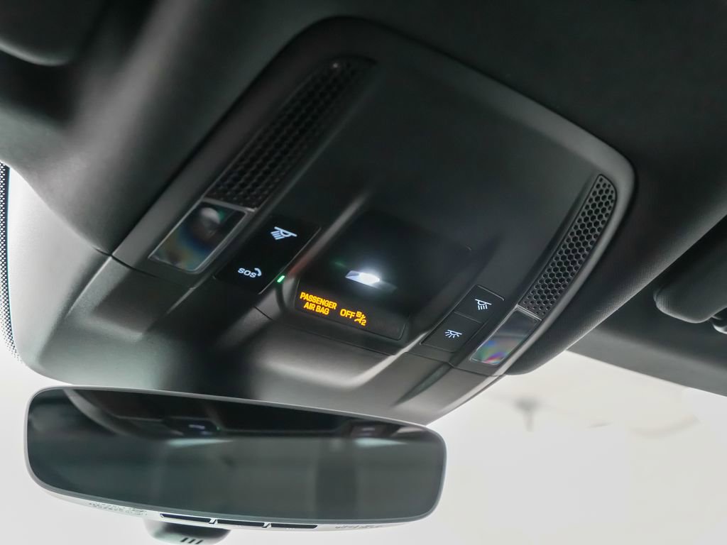 Certified 2025 Porsche Taycan AWD/4WD image 29