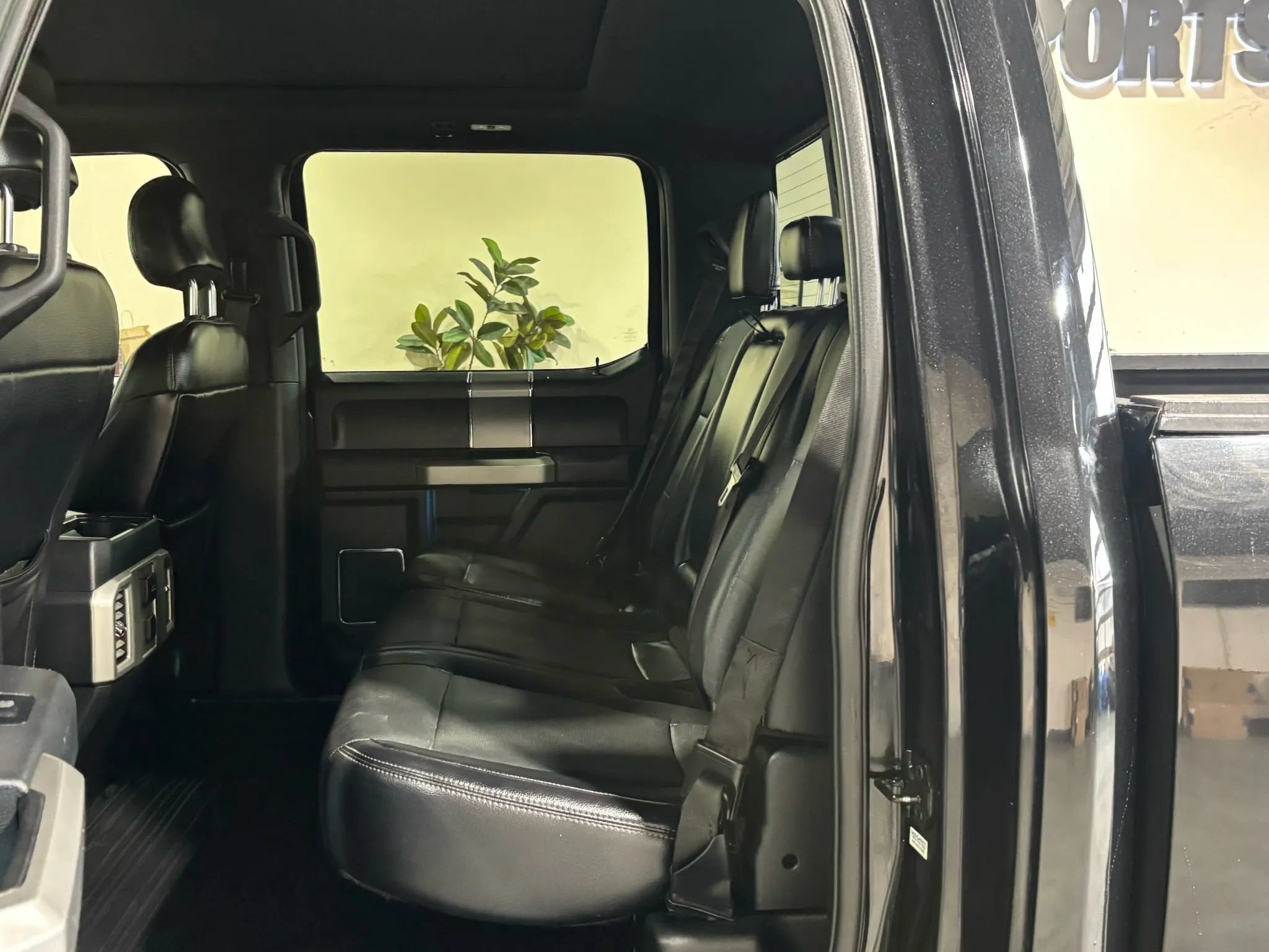 Used 2015 Ford F150 Lariat AWD/4WD image 12