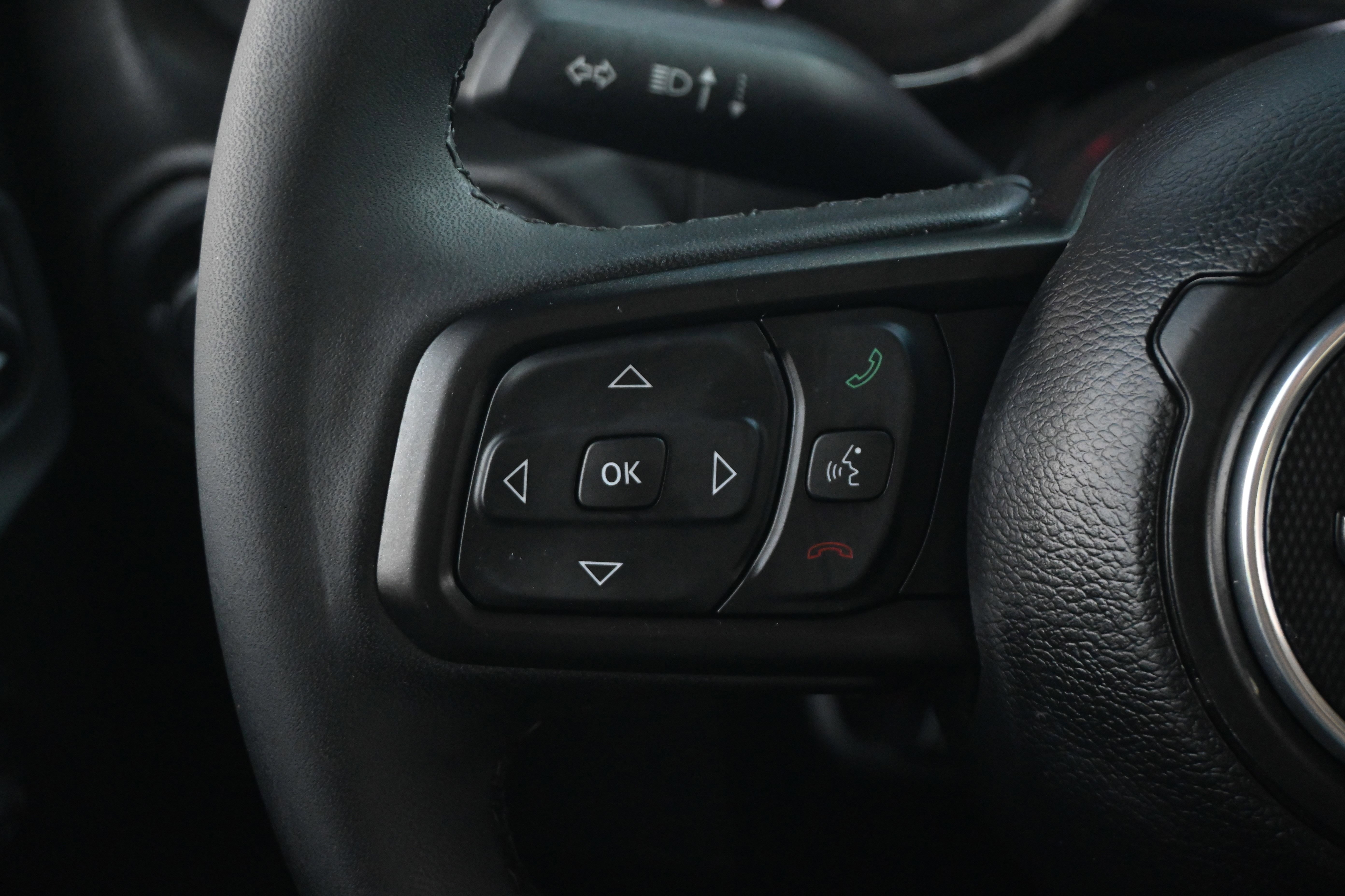 Used 2023 Jeep Gladiator Sport image 30