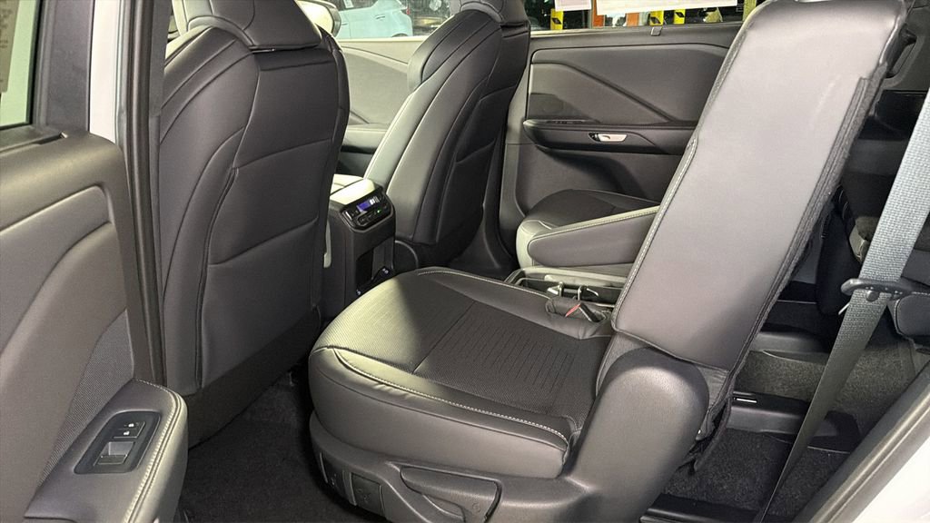 New 2026 Lexus TX 500h AWD w/ Technology Package image 12