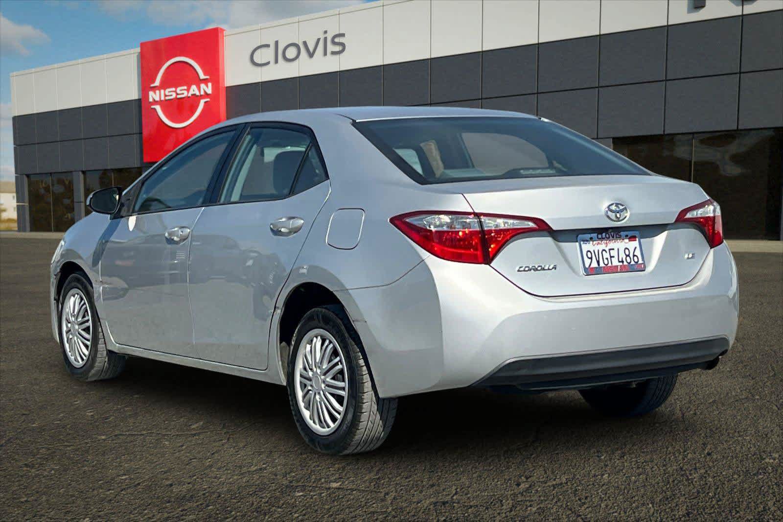 Used 2016 Toyota Corolla LE FWD image 7