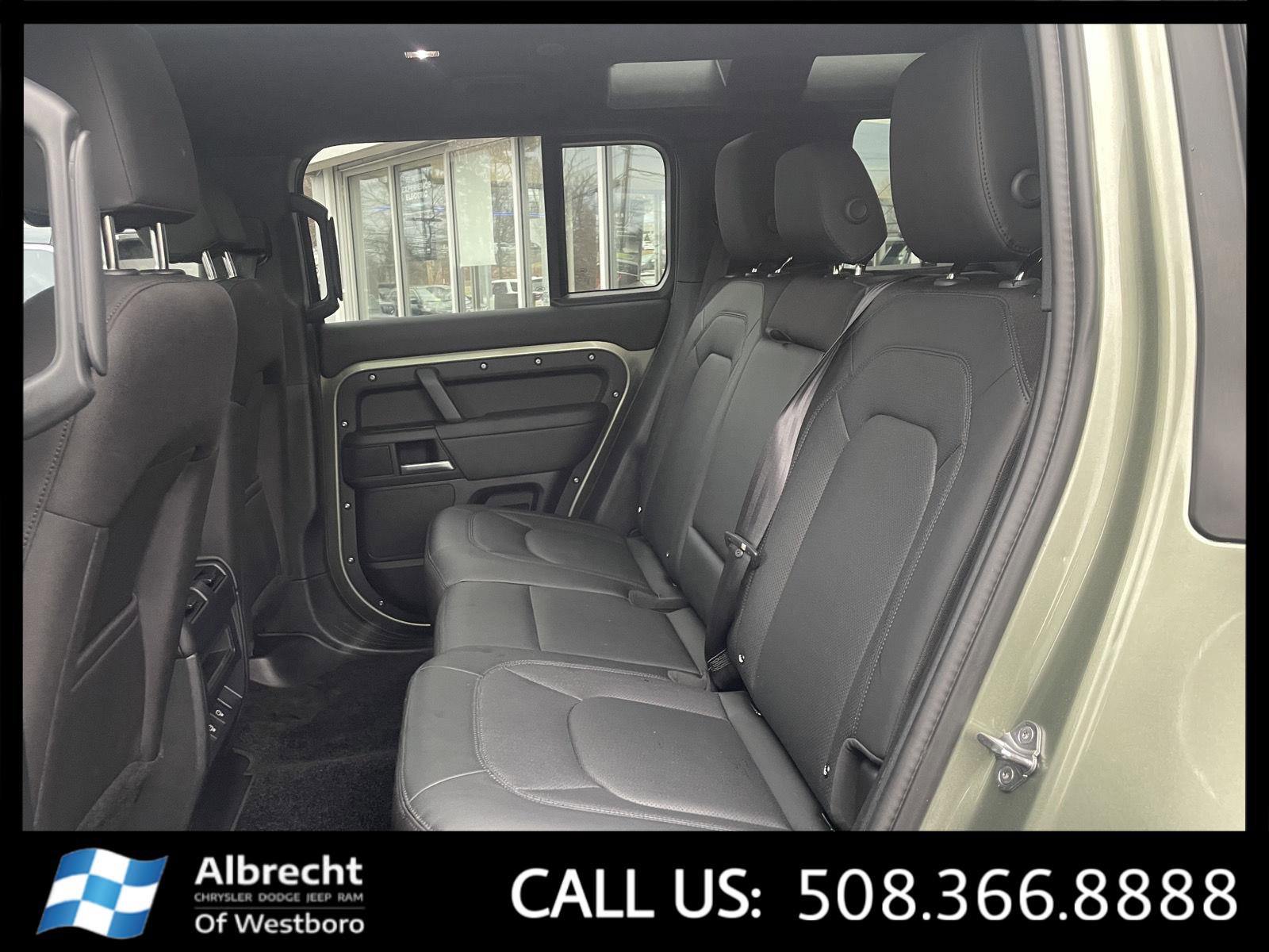 Used 2025 Land Rover Defender 110 S image 13