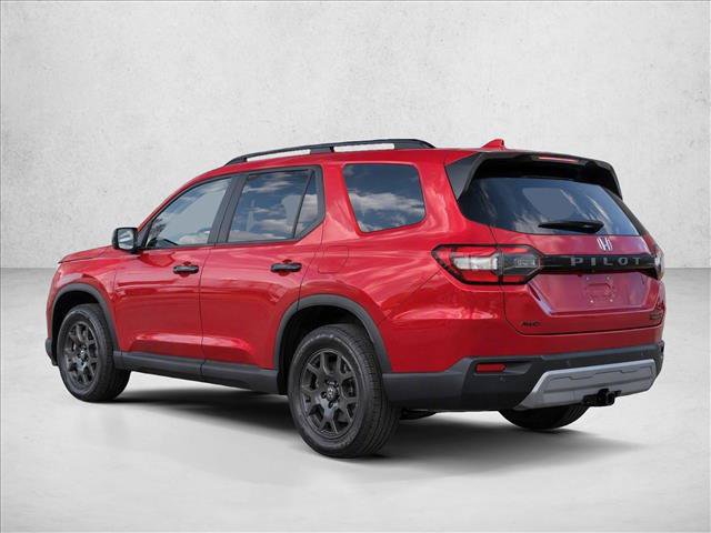 Certified 2023 Honda Pilot TrailSport image 5