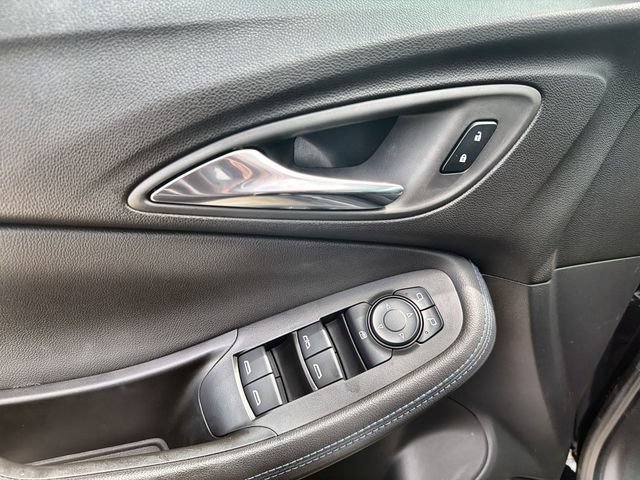 Certified 2026 Buick Encore GX Sport Touring FWD image 21