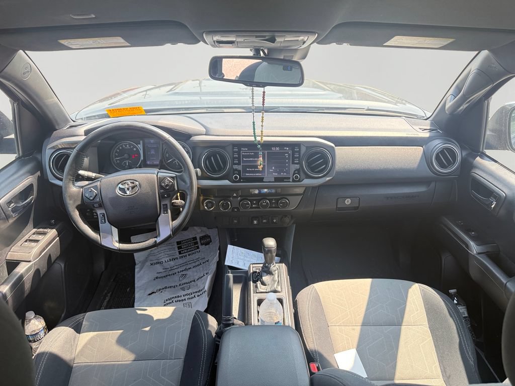 Used 2021 Toyota Tacoma TRD Sport AWD/4WD image 15