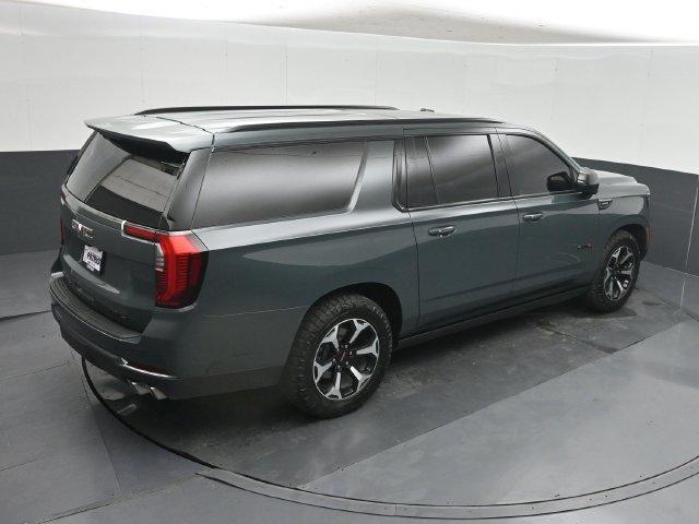 Used 2026 GMC Yukon XL AT4 w/ AT4 Premium Plus Package AWD/4WD image 42