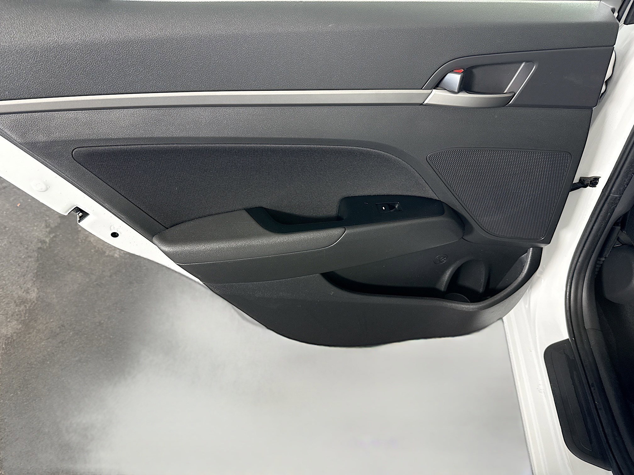 Used 2018 Hyundai Elantra SEL image 25