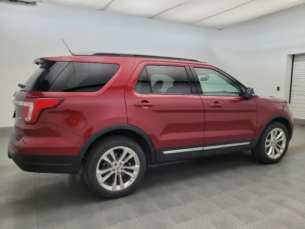 Used 2019 Ford Explorer XLT w/ Equipment Group 202A image 10