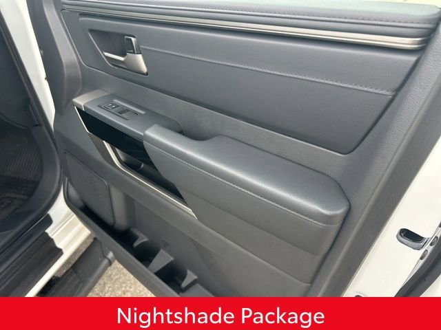 Used 2025 Toyota Tundra Limited AWD/4WD image 6