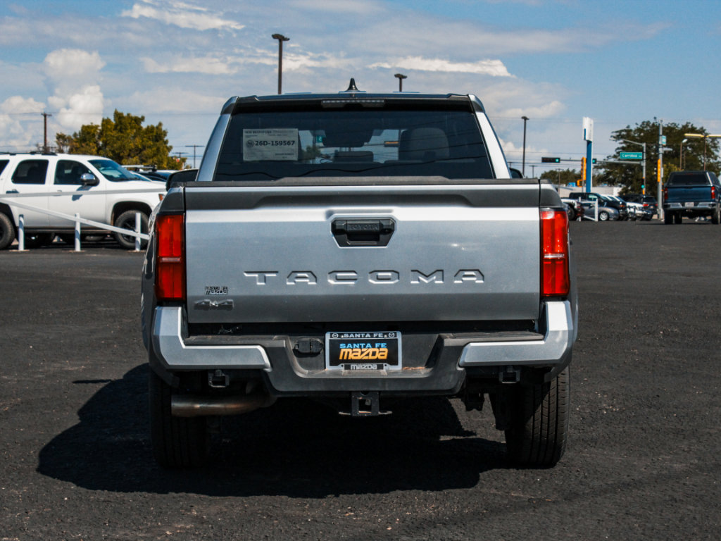 Used 2024 Toyota Tacoma SR5 AWD/4WD image 5