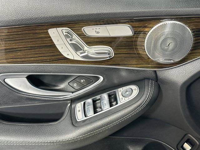Used 2017 Mercedes-Benz C 300 4MATIC Sedan image 24