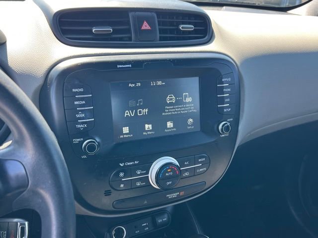Used 2019 Kia Soul w/ Convenience Package FWD image 18