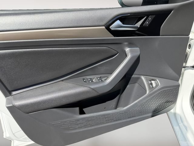 Used 2020 Volkswagen Jetta SEL Premium FWD image 10