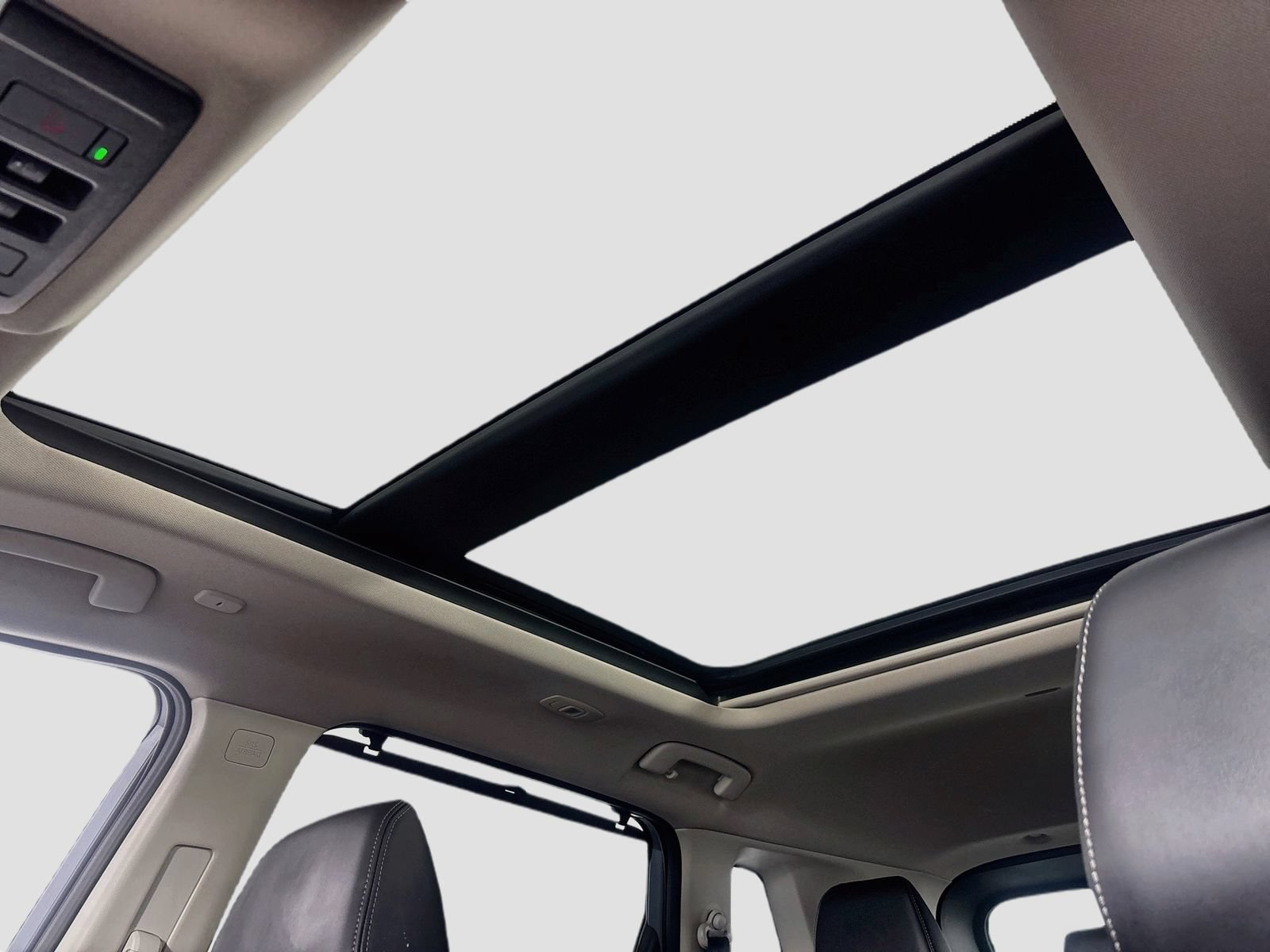 Used 2023 Nissan Rogue Platinum w/ Platinum Premium Package FWD image 23
