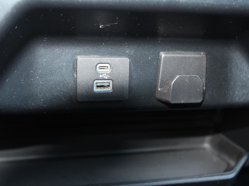 Used 2023 Ford F150 XLT image 24