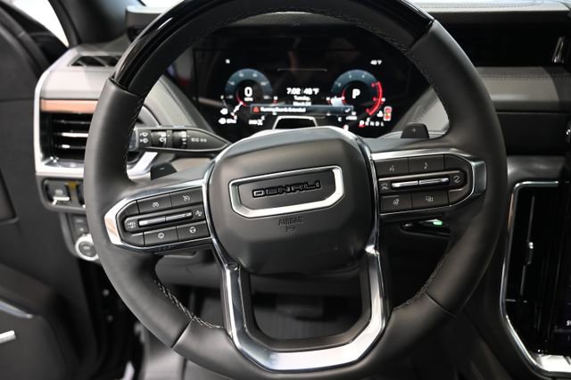 New 2026 GMC Yukon Denali w/ Denali Reserve Package image 25