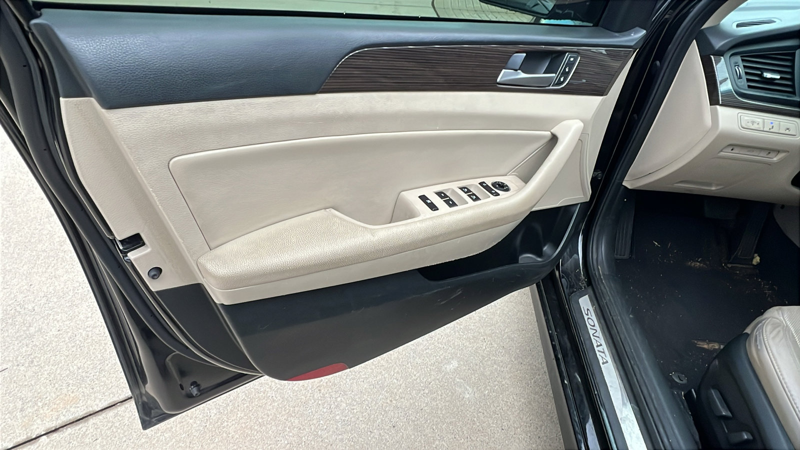 Used 2019 Hyundai Sonata Limited image 14