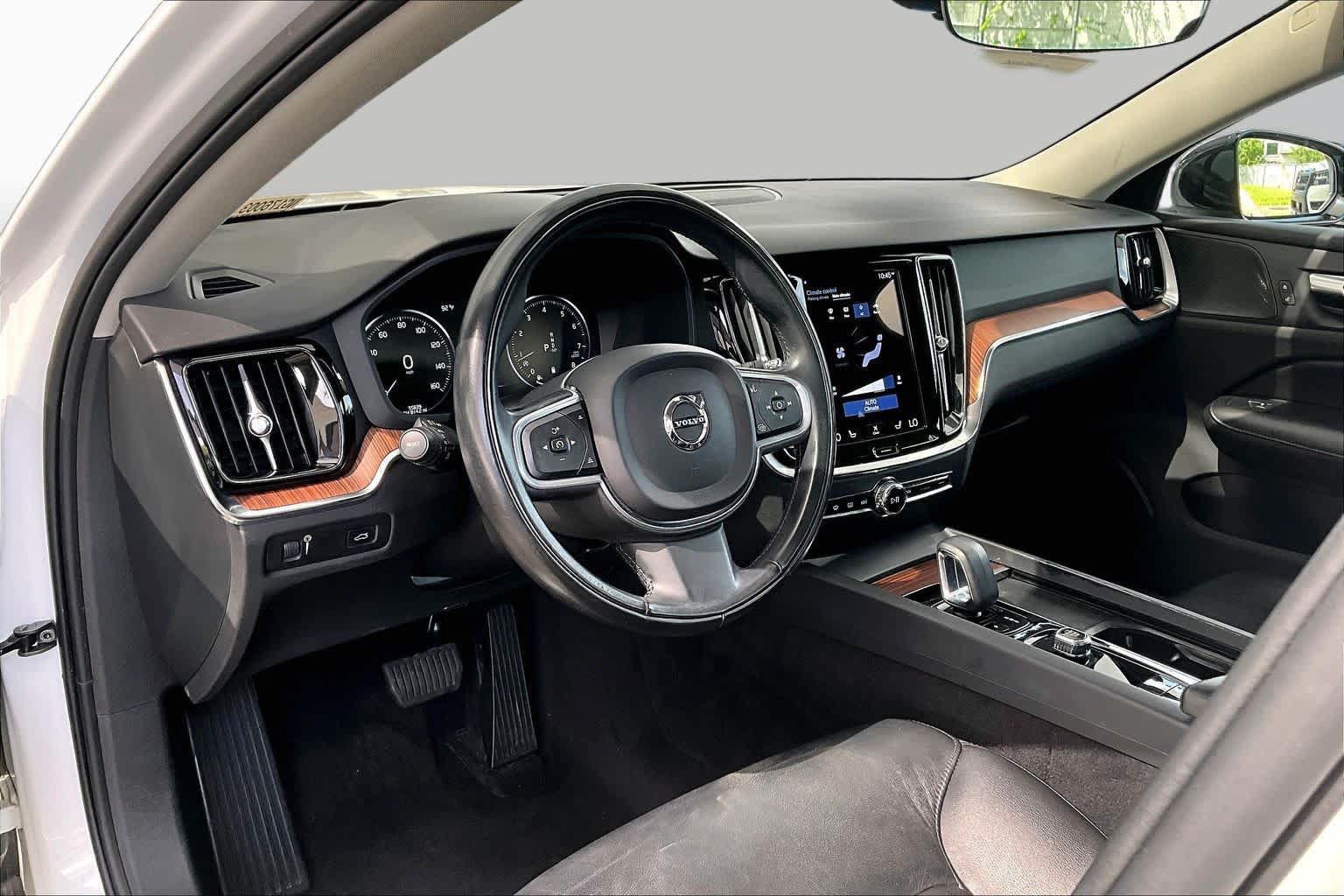 Used 2022 Volvo S60 B5 Inscription AWD/4WD image 18