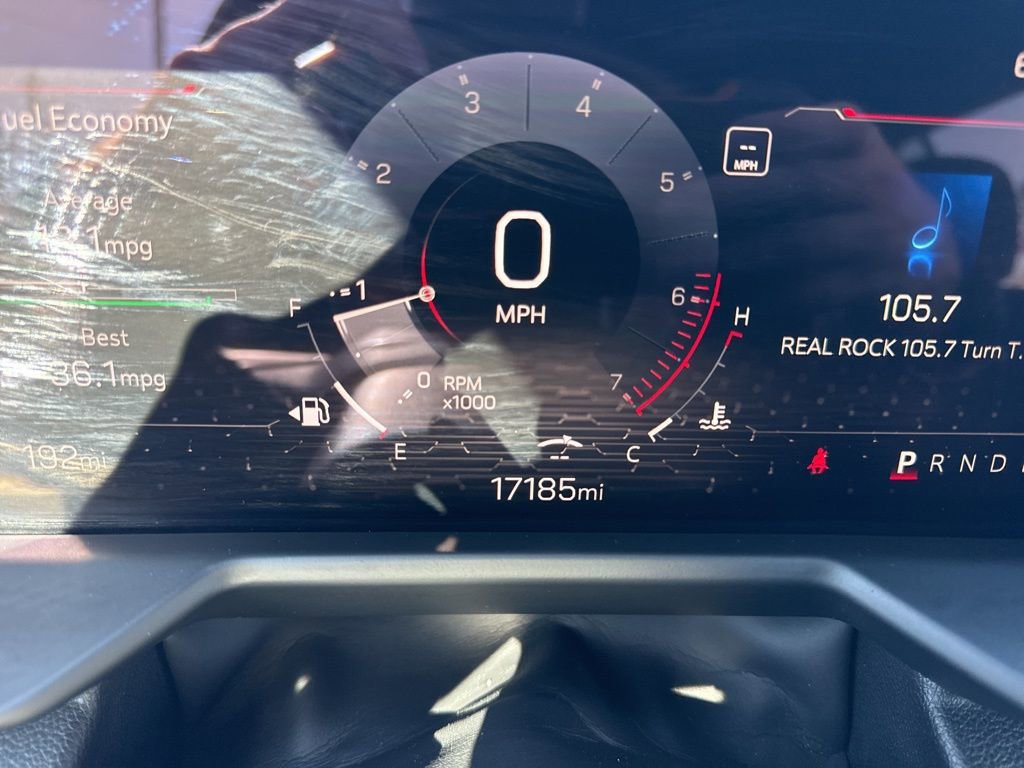 Used 2025 GMC Acadia Elevation image 26