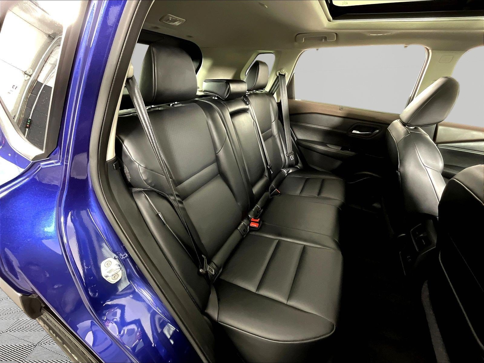 Certified 2023 Nissan Rogue SV w/ SV Premium Package AWD/4WD image 25