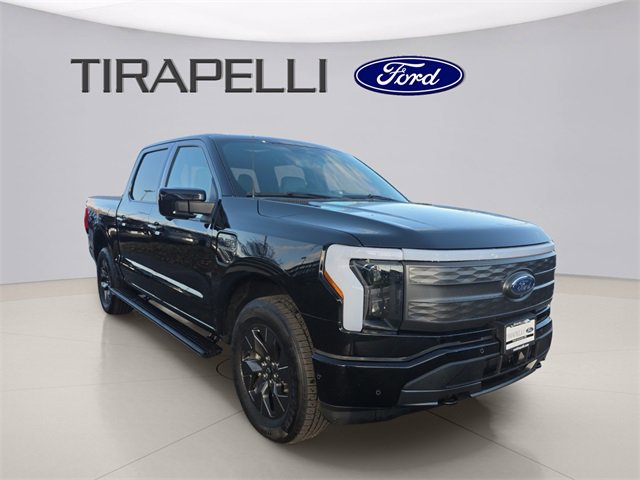 Used 2023 Ford F150 Lightning Lariat w/ Equipment Group 511A High image 6