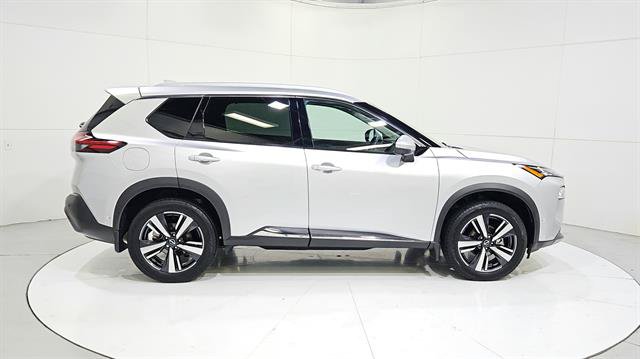 Used 2022 Nissan Rogue SL w/ SL Premium Package FWD image 9