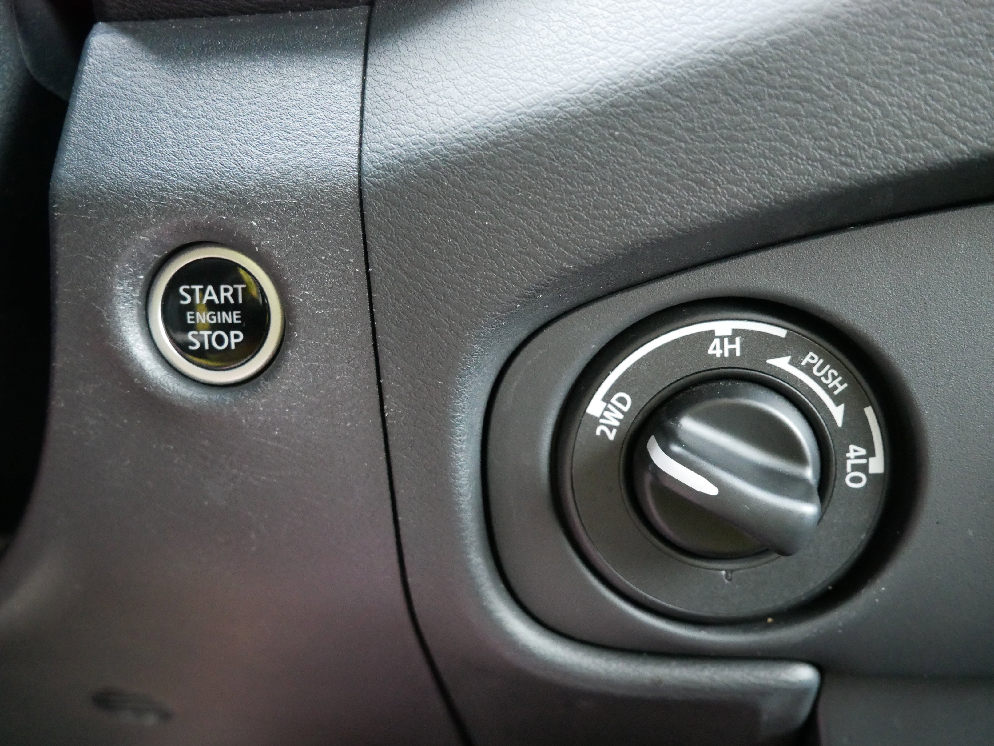 Used 2023 Nissan Frontier PRO-4X w/ Pro Convenience Package image 28