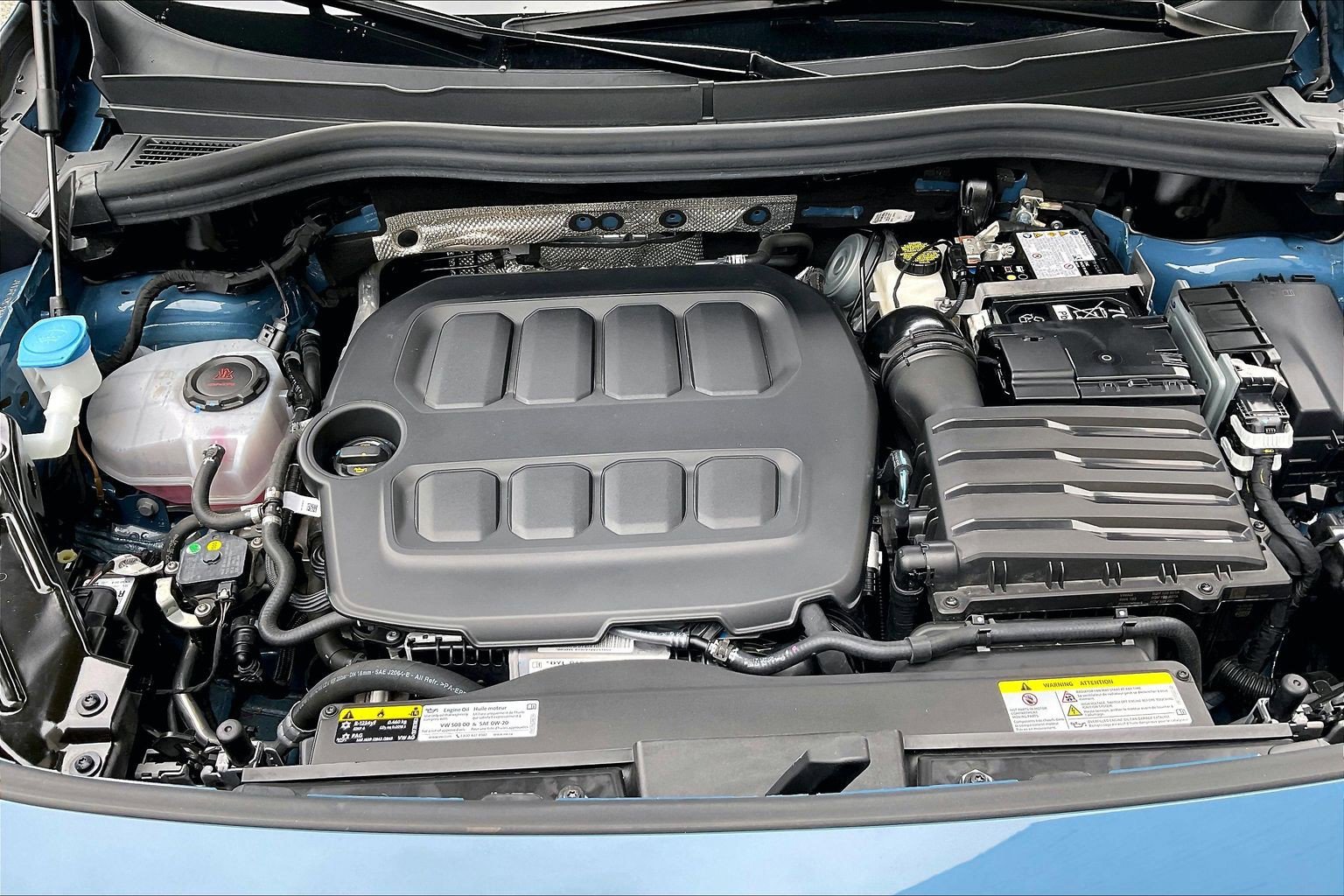 Certified 2025 Volkswagen Tiguan SE R-Line AWD/4WD image 9