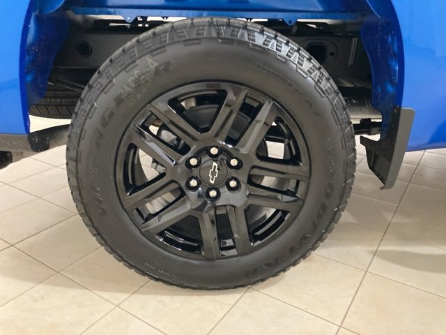 New 2026 Chevrolet Silverado 1500 Custom w/ Turbomax Blackout Package image 28