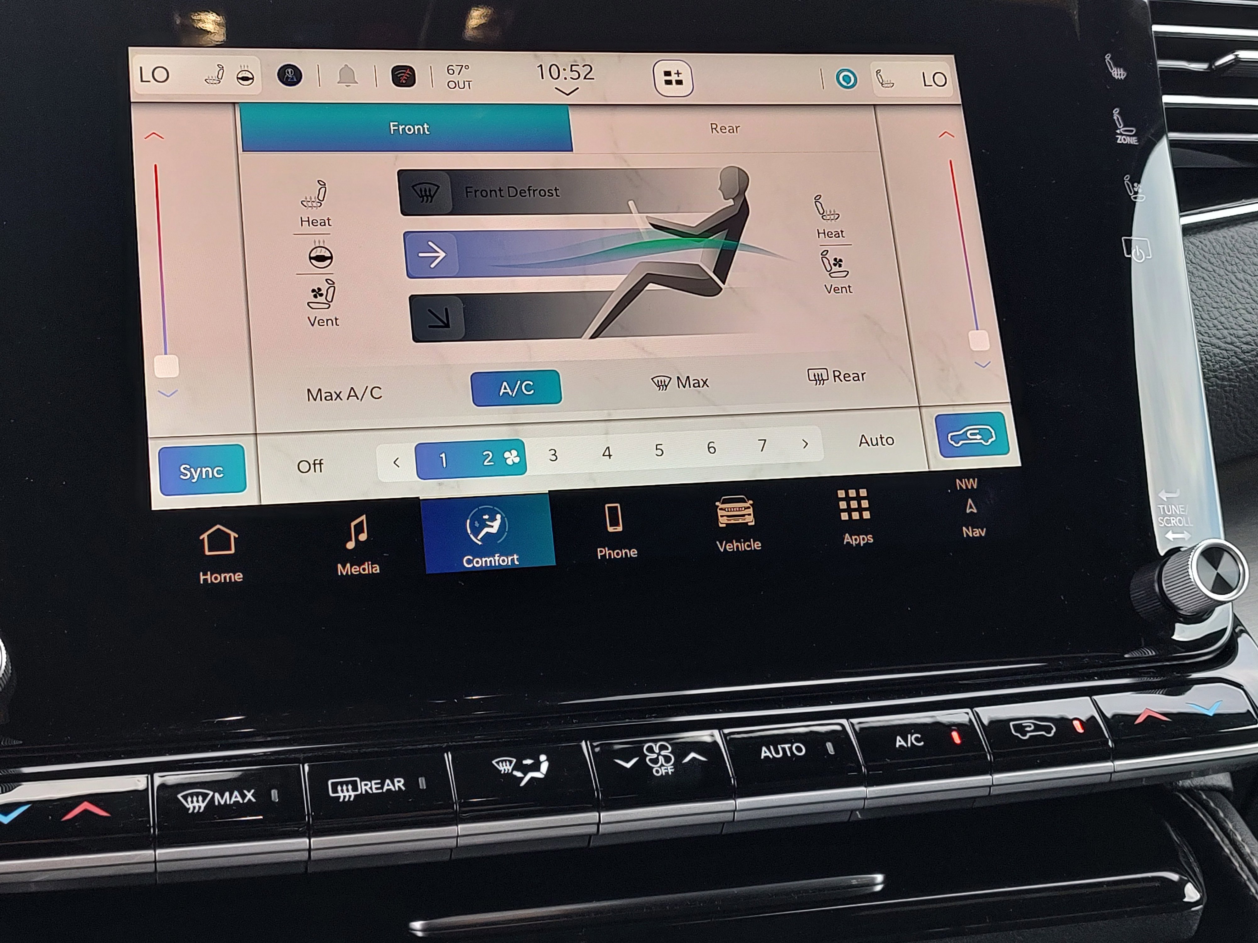 New 2025 Jeep Wagoneer Base image 18