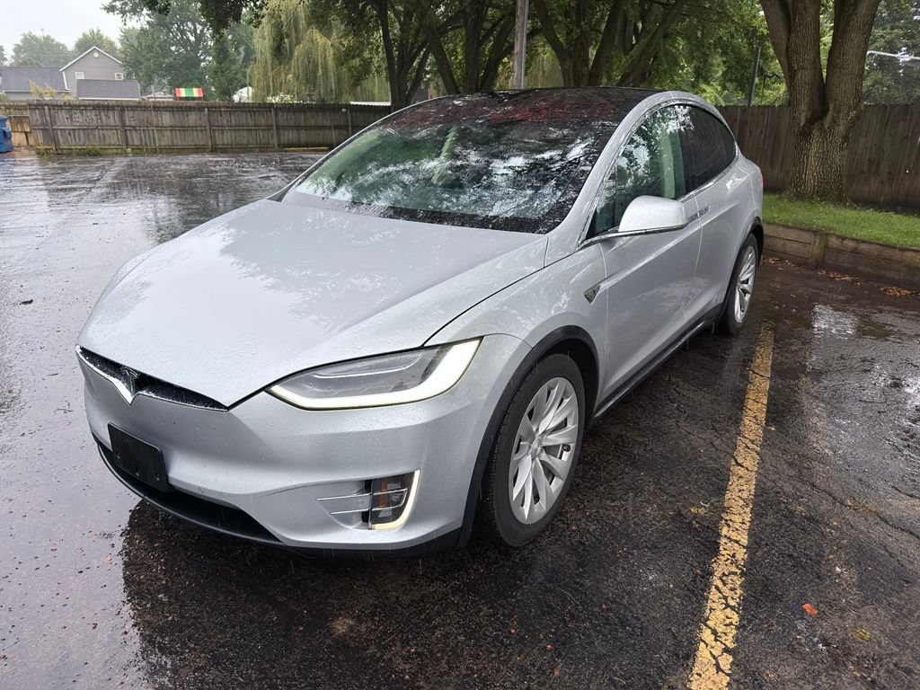 Used 2016 Tesla Model X 75D AWD/4WD image 13