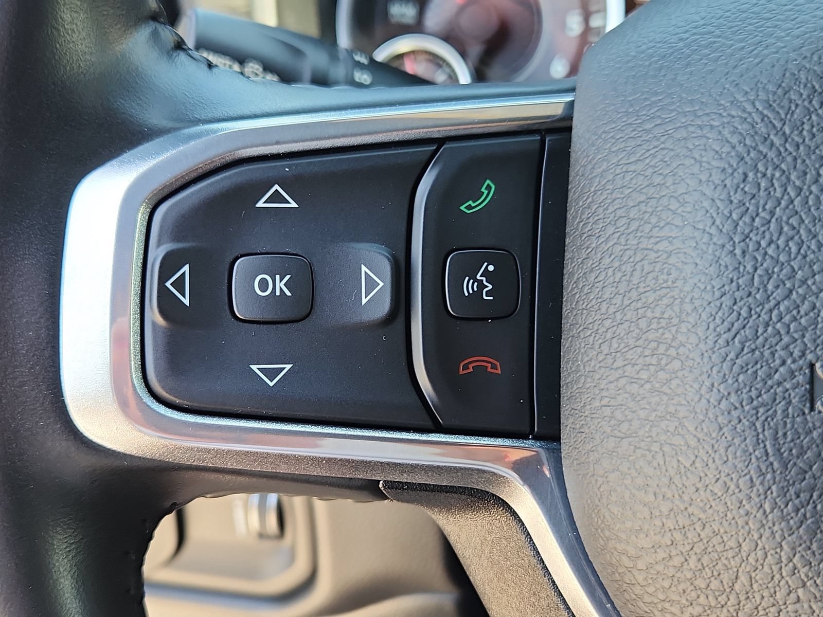 Used 2023 RAM 1500 Laramie AWD/4WD image 20