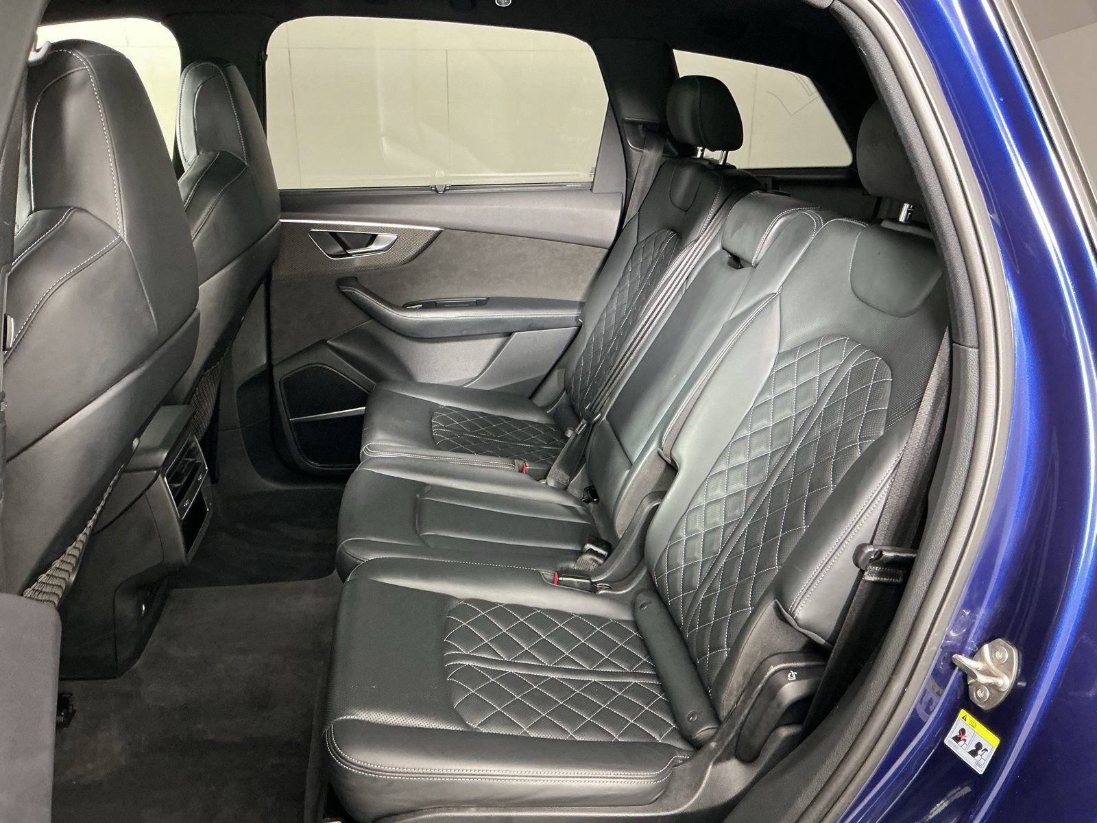 Used 2022 Audi SQ7 Prestige w/ Prestige Package image 21