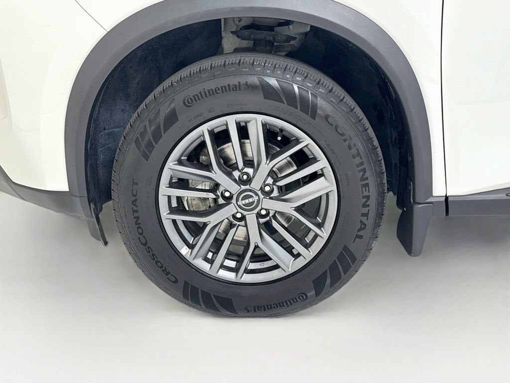 Used 2022 Nissan Rogue S AWD/4WD image 29