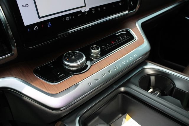 New 2026 Ford Expedition Max King Ranch AWD/4WD image 17