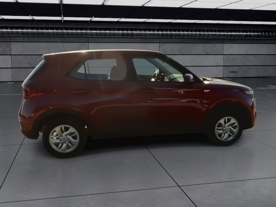 Used 2026 Hyundai Venue SE image 2