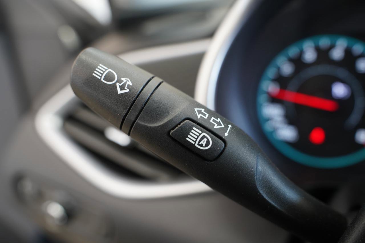 Used 2025 Chevrolet Malibu LT image 14