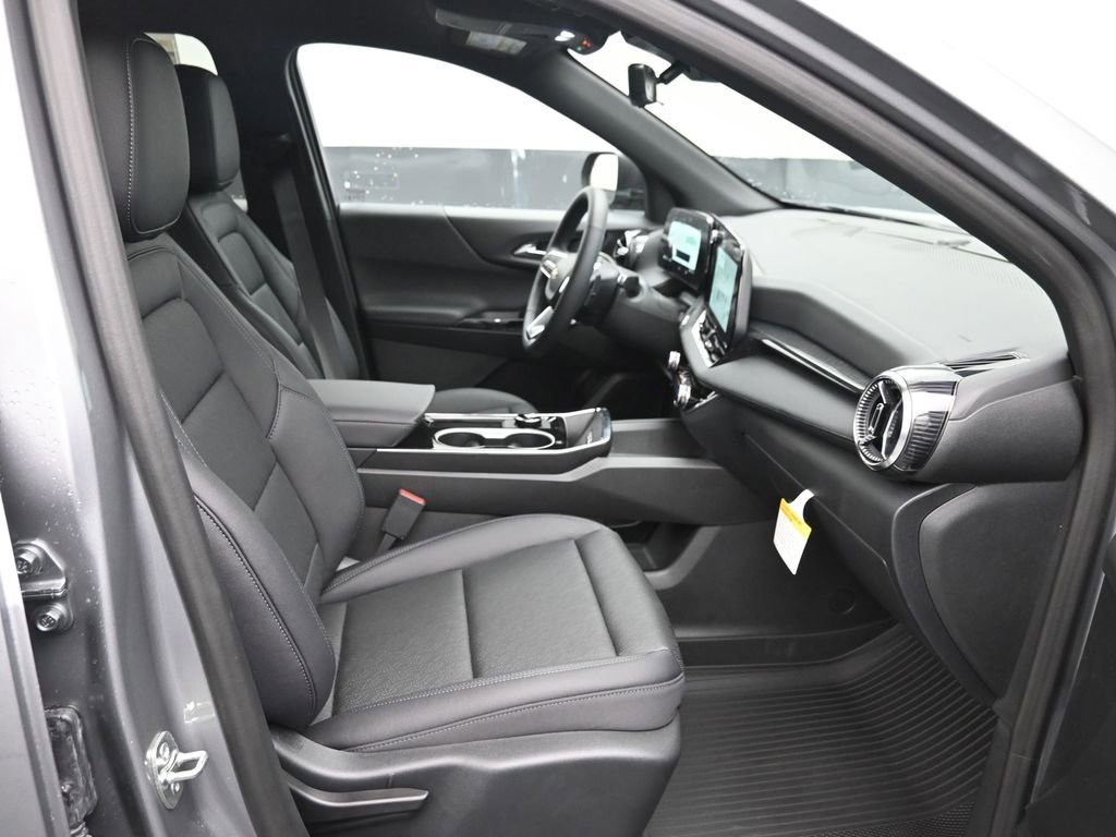 New 2026 Chevrolet Equinox LT image 7