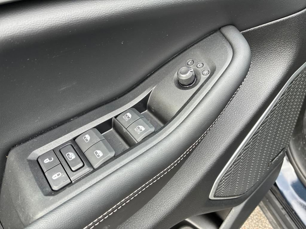 New 2024 Jeep Grand Cherokee Limited 4xe w/ Luxury Tech Group II image 12