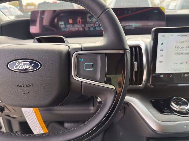 New 2025 Ford Expedition Platinum w/ Driver's Package image 24