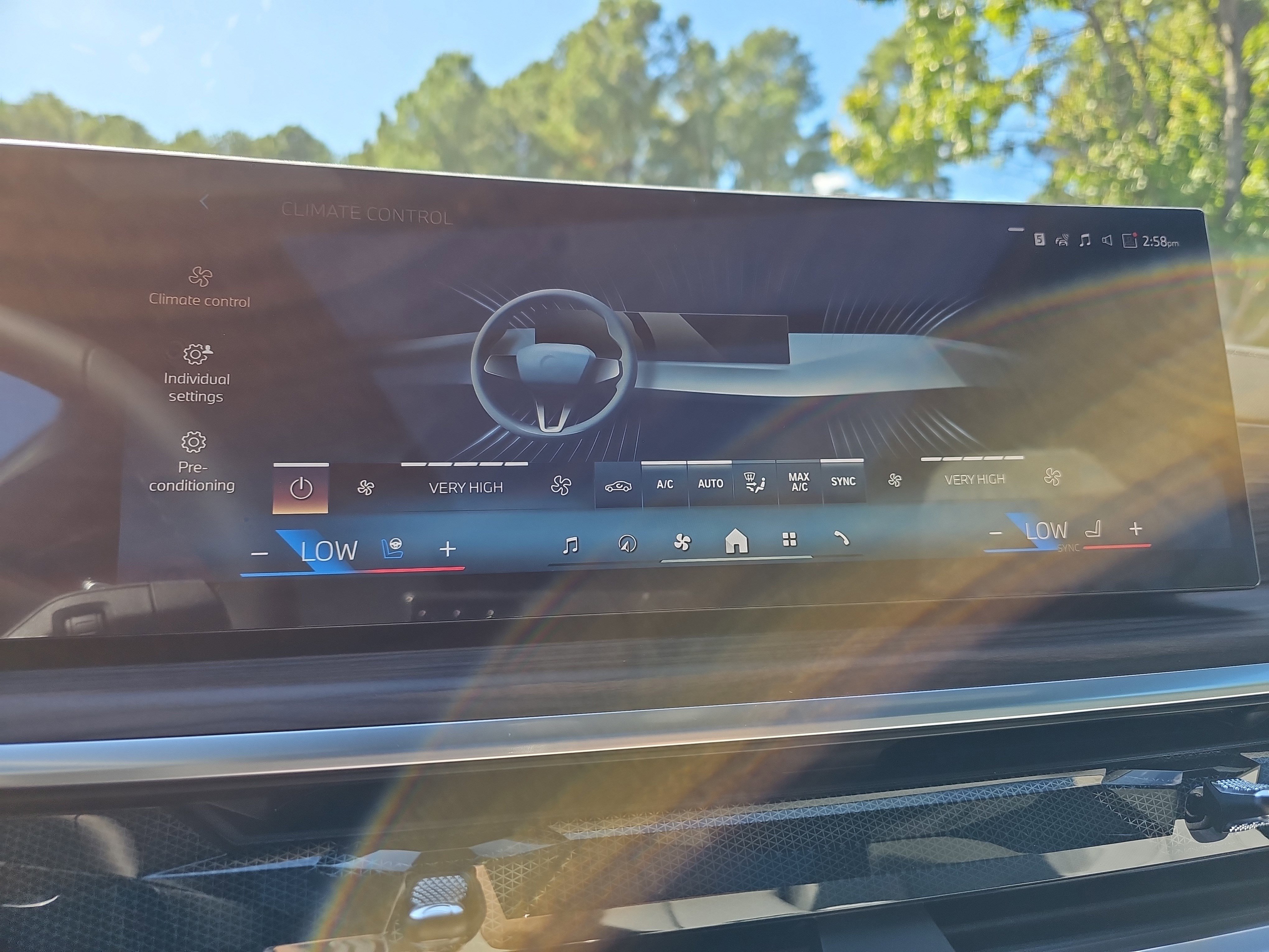 New 2026 BMW X5 xDrive40i w/ Climate Comfort Package image 23